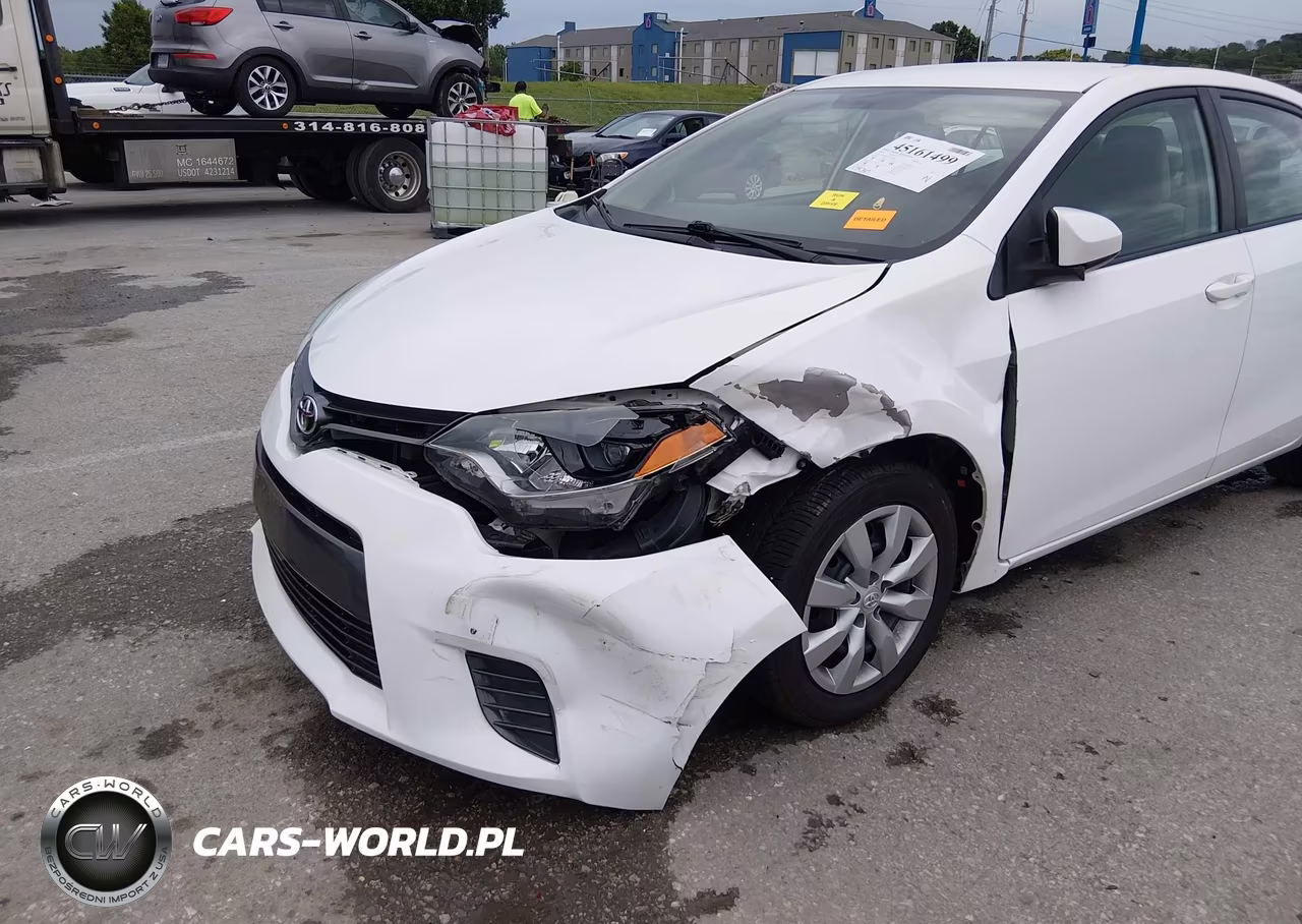 2015 Toyota Corolla Le VIN:2T1BURHE1FC267986 - 6