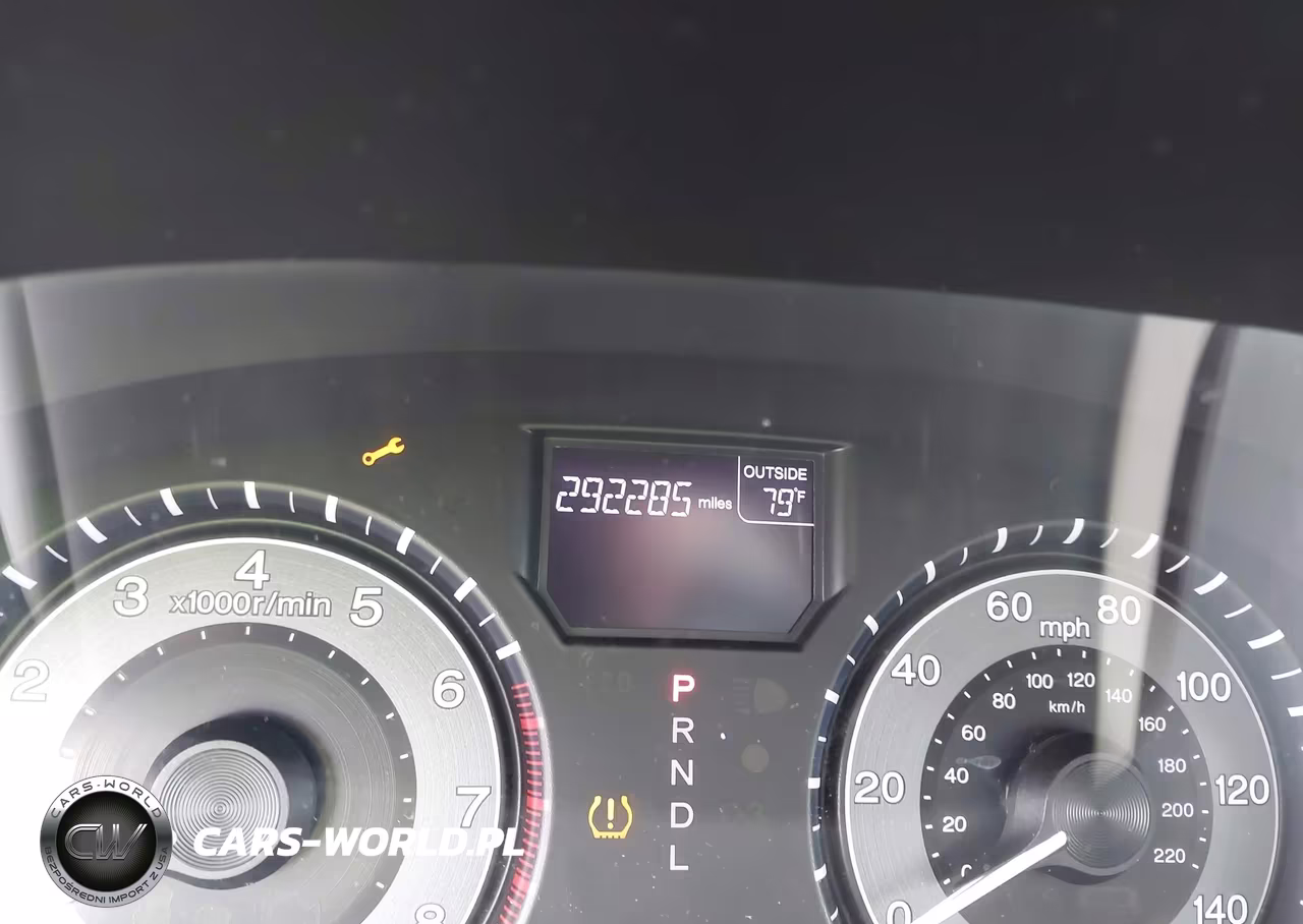 2011 Honda Odyssey Ex-L VIN:5FNRL5H6XBB097815 - 16