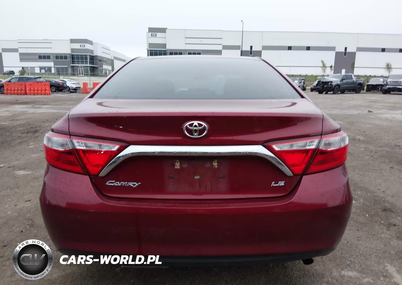 2017 Toyota Camry Le VIN:4T1BF1FK1HU763957 - 16