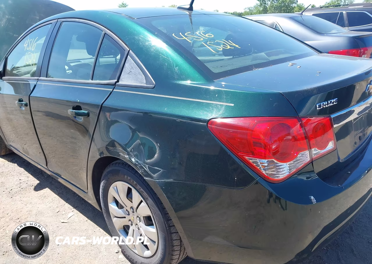 2014 Chevrolet Cruze Ls Auto VIN:1G1PA5SG8E7115262 - 12