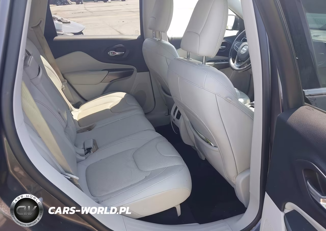 2019 Jeep Cherokee Limited Fwd VIN:1C4PJLDB6KD151865 - 8