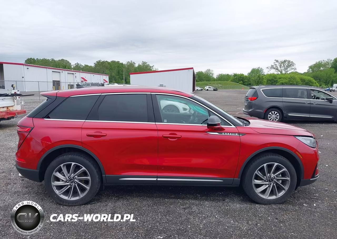 2025 Lincoln Corsair Premiere VIN:5LMCJ1CA6SUL07195 - 13