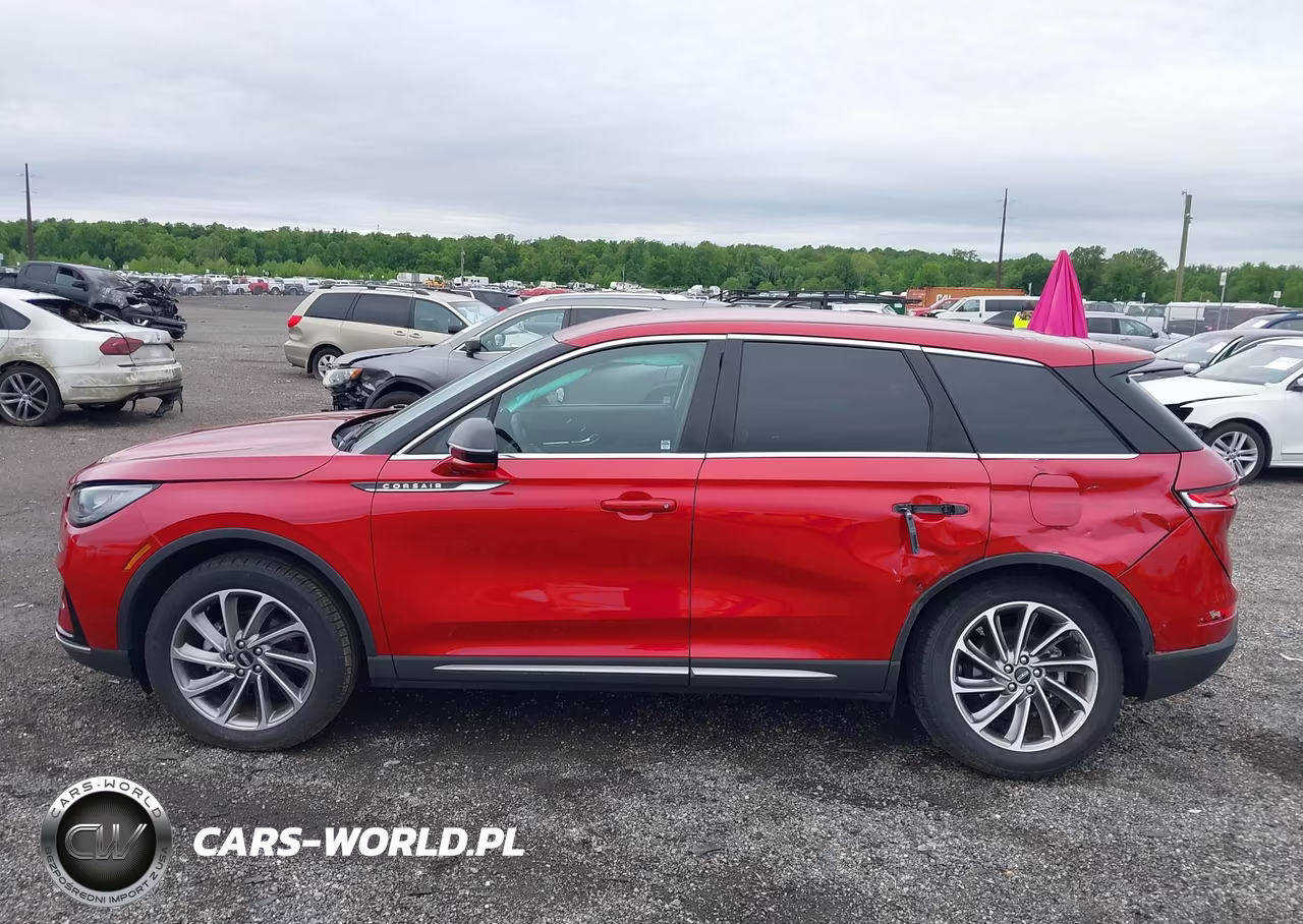 2025 Lincoln Corsair Premiere VIN:5LMCJ1CA6SUL07195 - 14