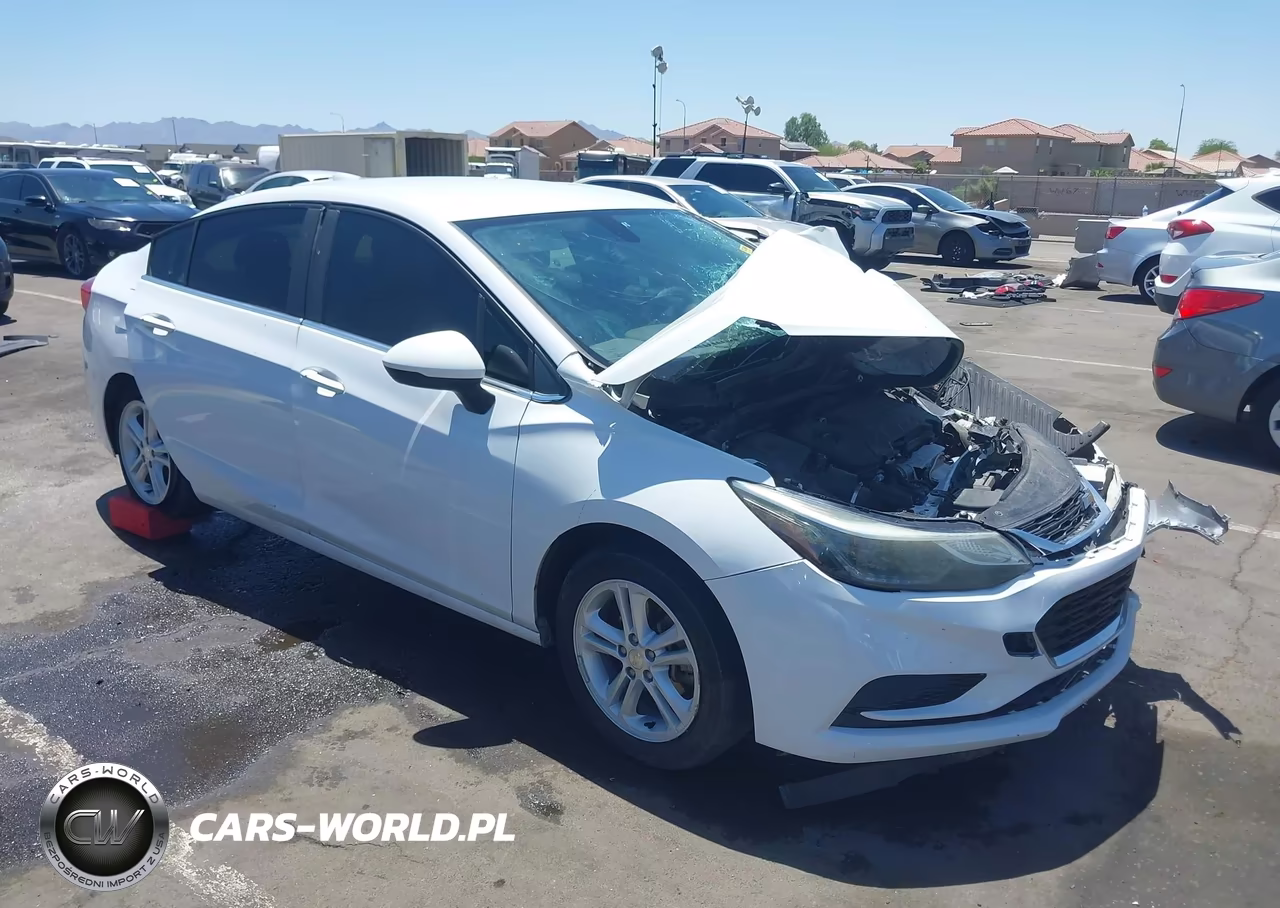 2018 Chevrolet Cruze Lt Auto – zdjęcie 1 z 16