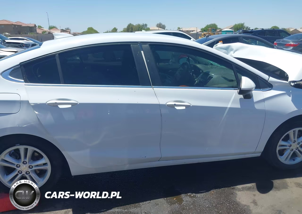 2018 Chevrolet Cruze Lt Auto VIN:1G1BE5SM5J7214541 - 13
