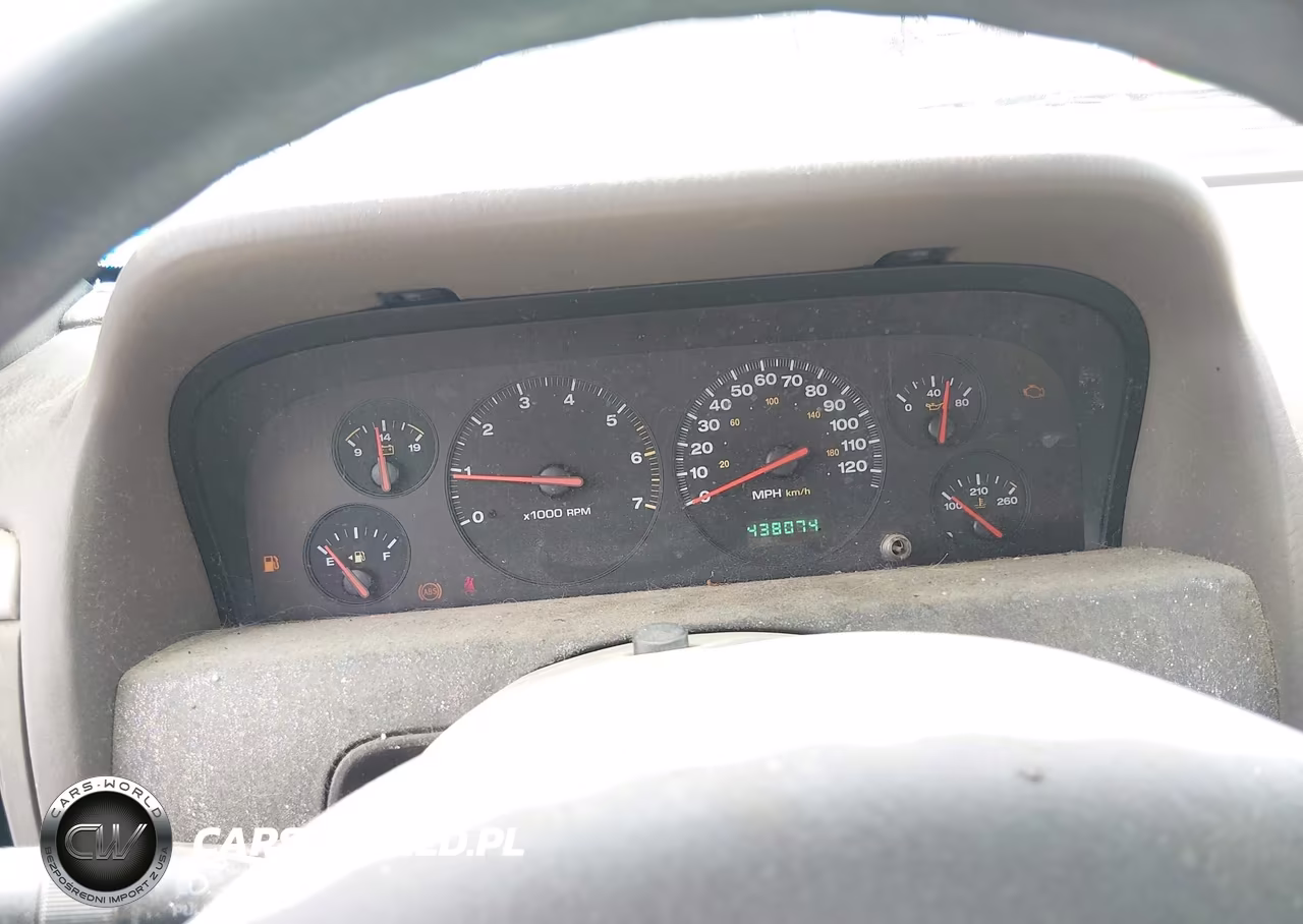 2001 Jeep Grand Cherokee Laredo VIN:1J4GX48S51C620117 - 7