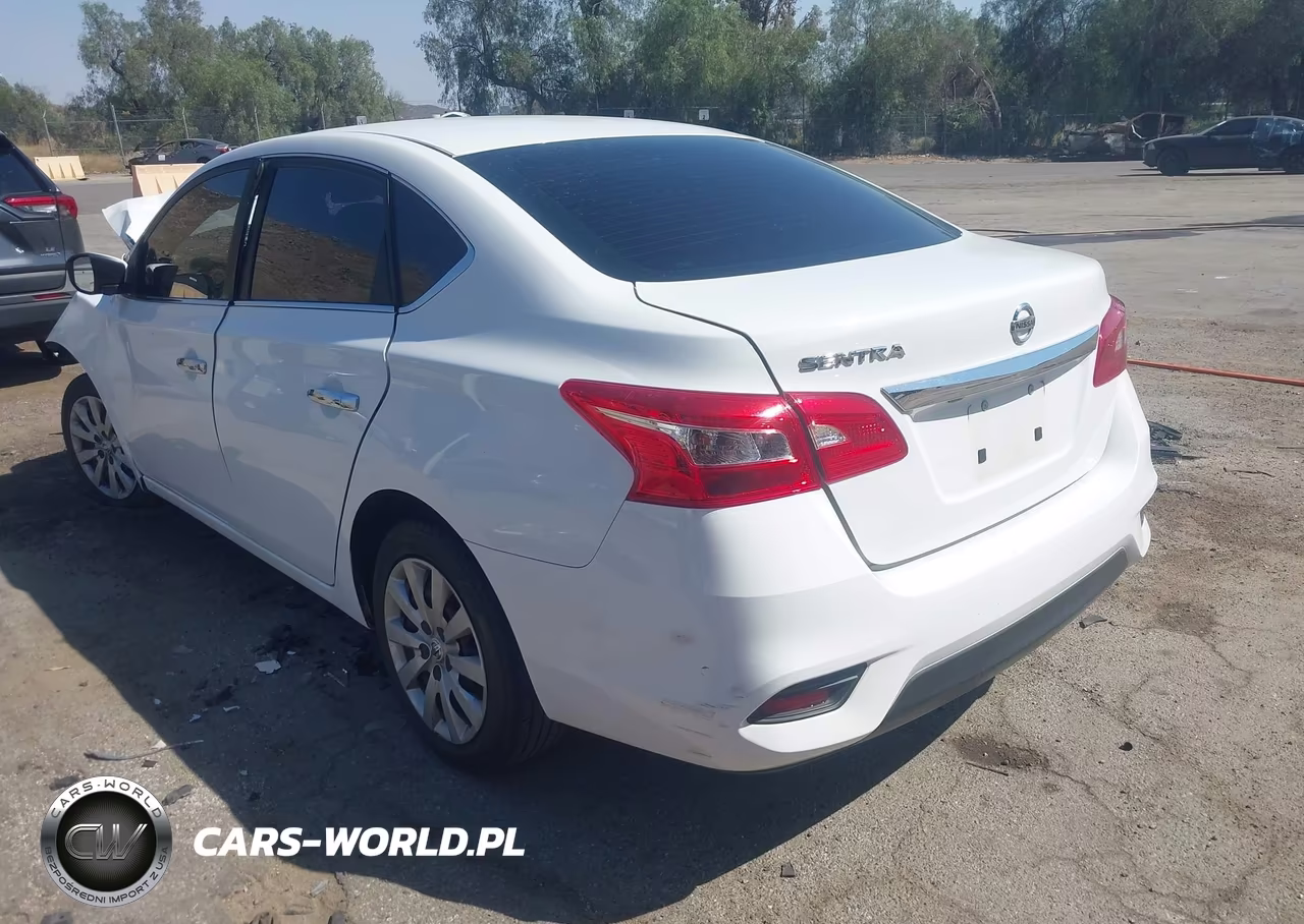2018 Nissan Sentra S VIN:3N1AB7AP6JY312319 - 3