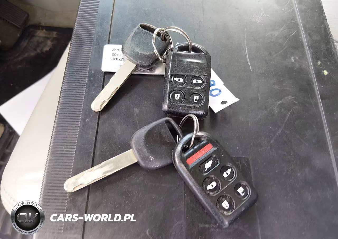 2008 Honda Odyssey Touring VIN:5FNRL38908B010429 - 11