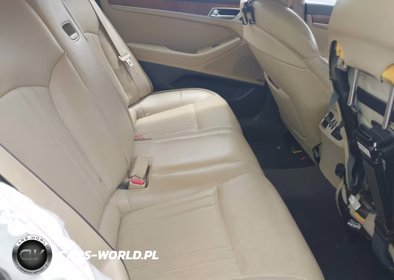 2015 Hyundai Genesis 5.0 VIN:KMHGN4JF1FU094350 - 8