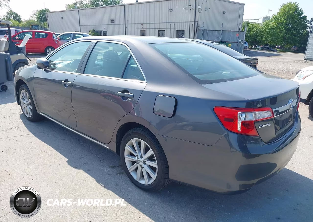 2012 Toyota Camry Se-Le-Xle VIN:4T4BF1FK2CR240090 - 3