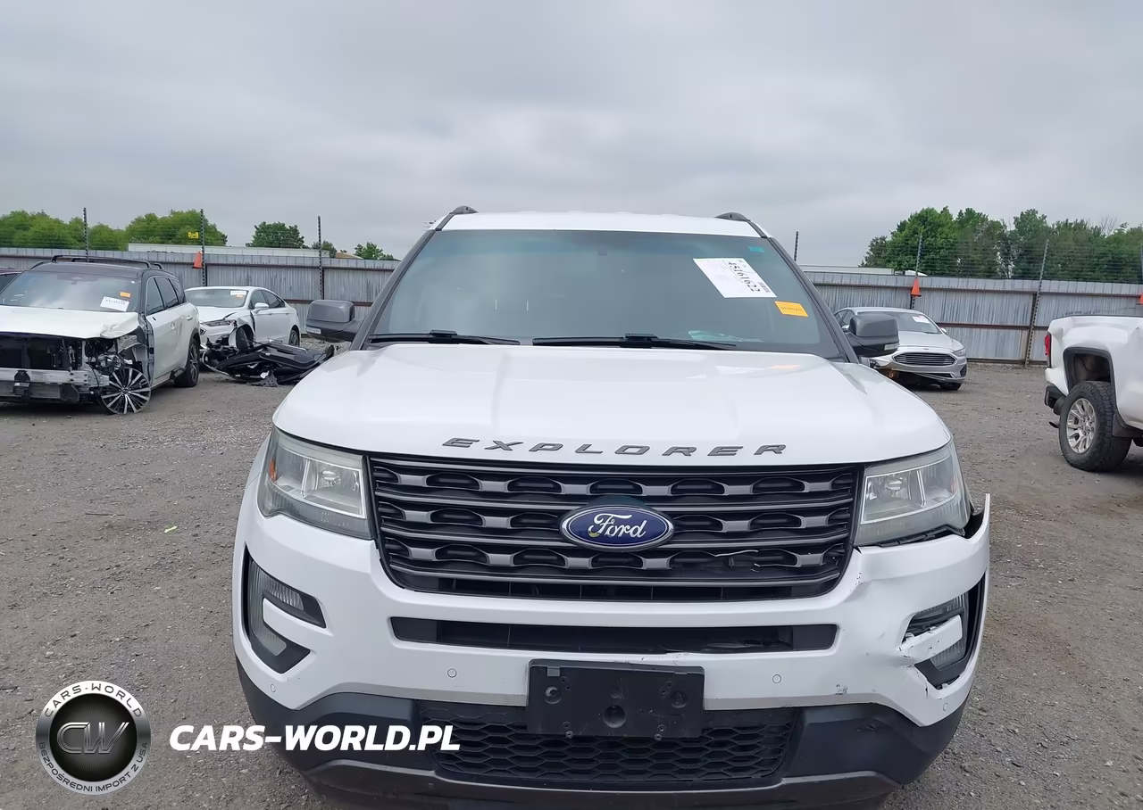 2017 Ford Explorer Xlt VIN:1FM5K7D86HGA22138 - 12