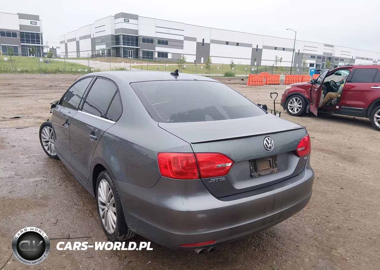 2014 Volkswagen Jetta 2.0L Tdi VIN:3VWLL7AJ4EM380109 - 3