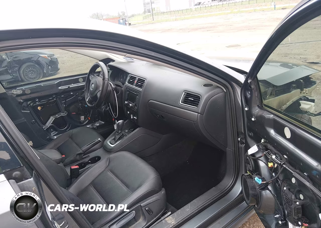 2014 Volkswagen Jetta 2.0L Tdi VIN:3VWLL7AJ4EM380109 - 5