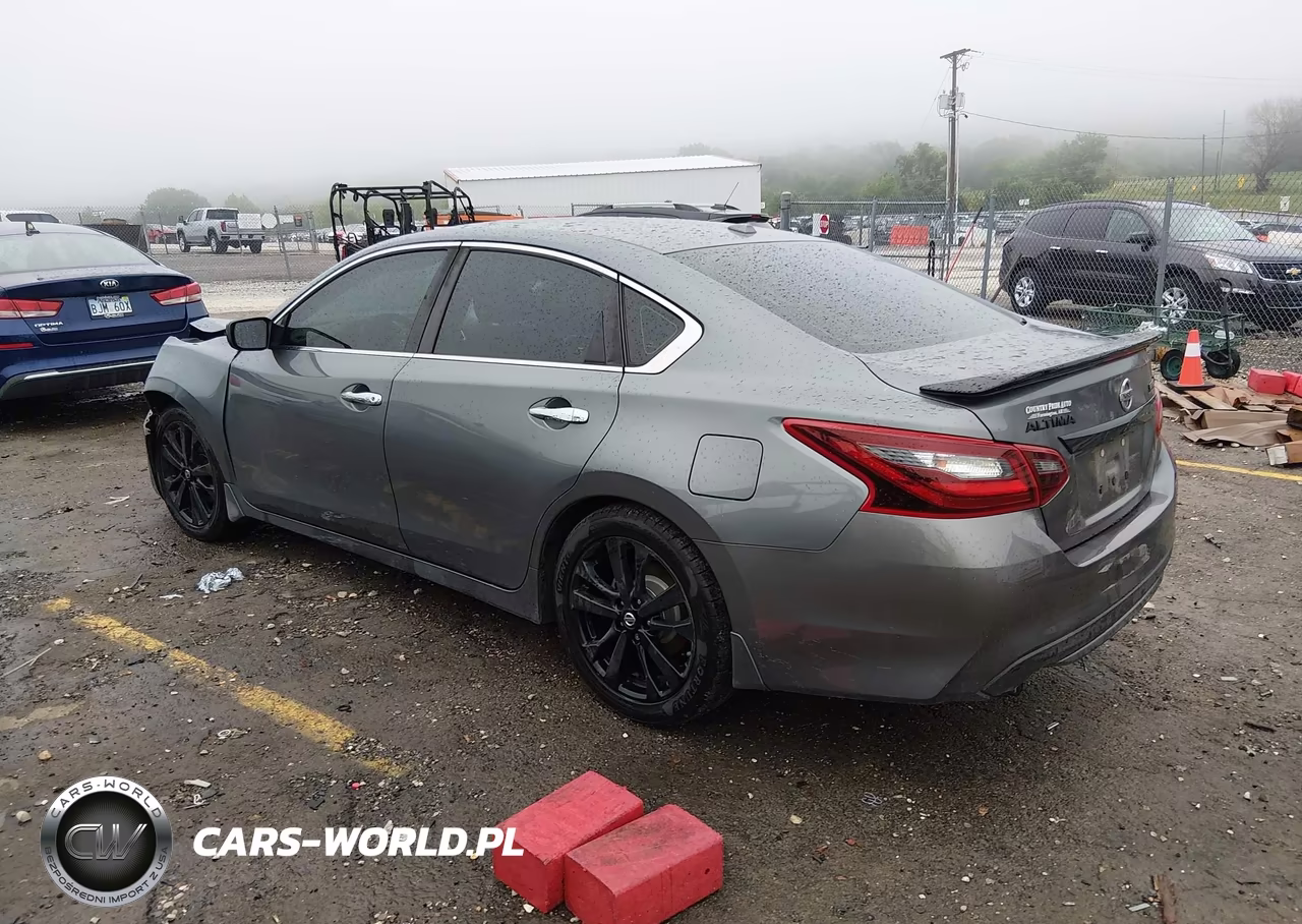 2018 Nissan Altima 2.5 Sr VIN:1N4AL3AP1JC291896 - 3