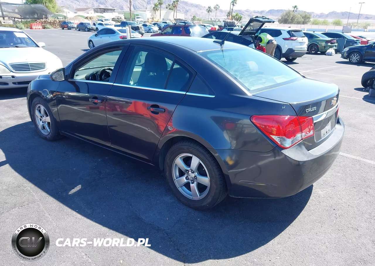 2014 Chevrolet Cruze 1Lt Auto VIN:1G1PC5SB0E7120082 - 3