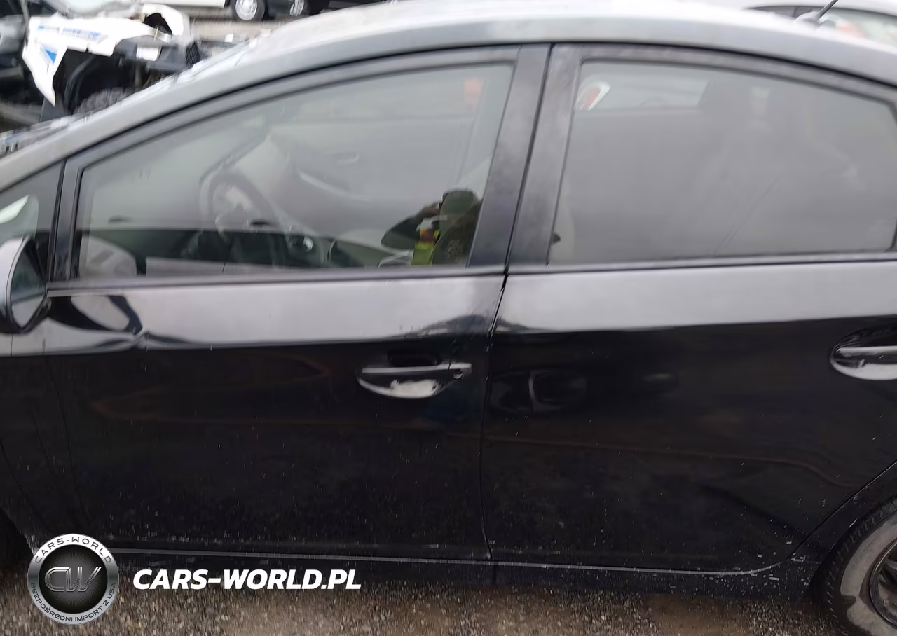 2014 Toyota Prius Two VIN:JTDKN3DU6E1815894 - 14
