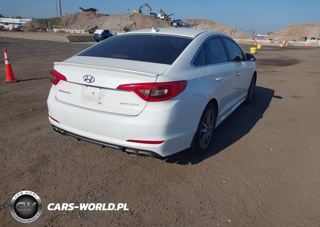 2017 Hyundai Sonata Sport-Limited VIN:5NPE34AB2HH465575 - 4