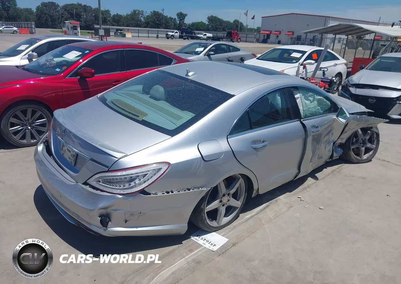 2012 Mercedes-Benz Cls 550 VIN:WDDLJ7DB6CA057452 - 4
