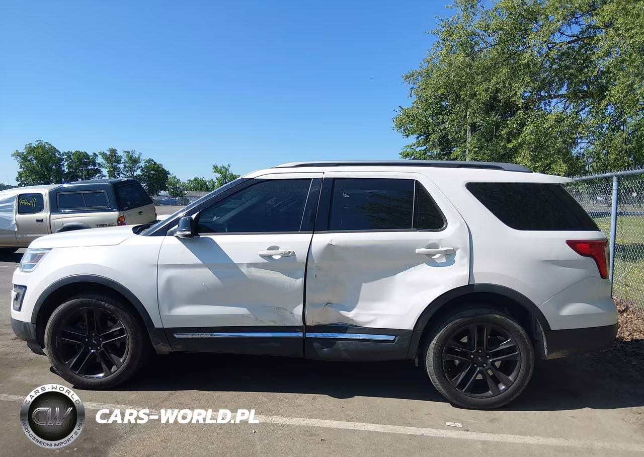 2016 Ford Explorer Xlt VIN:1FM5K8D85GGA21972 - 14