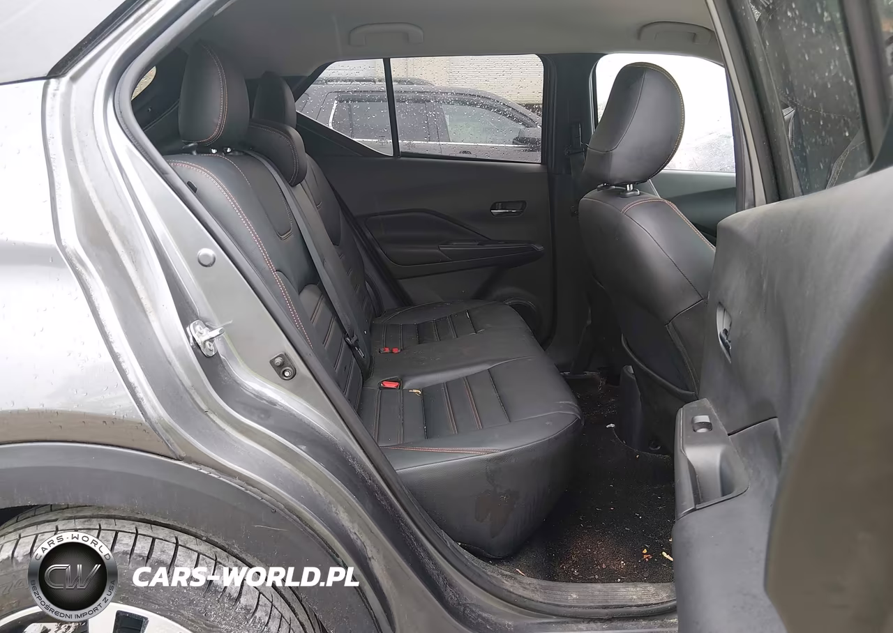 2019 Nissan Kicks Sr VIN:3N1CP5CU8KL564055 - 8