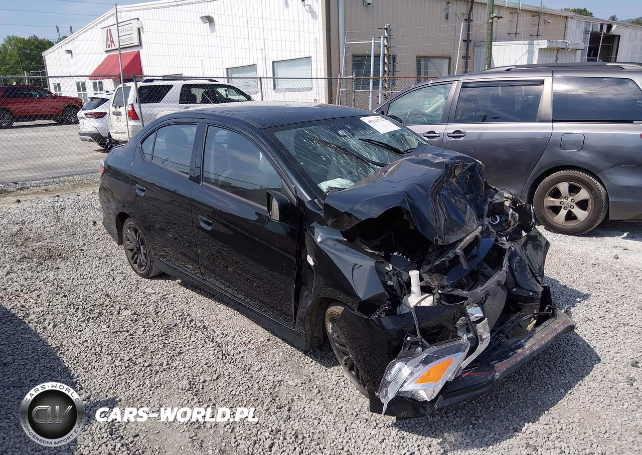 2024 Mitsubishi Mirage G4 Black Edition – zdjęcie 1 z 19