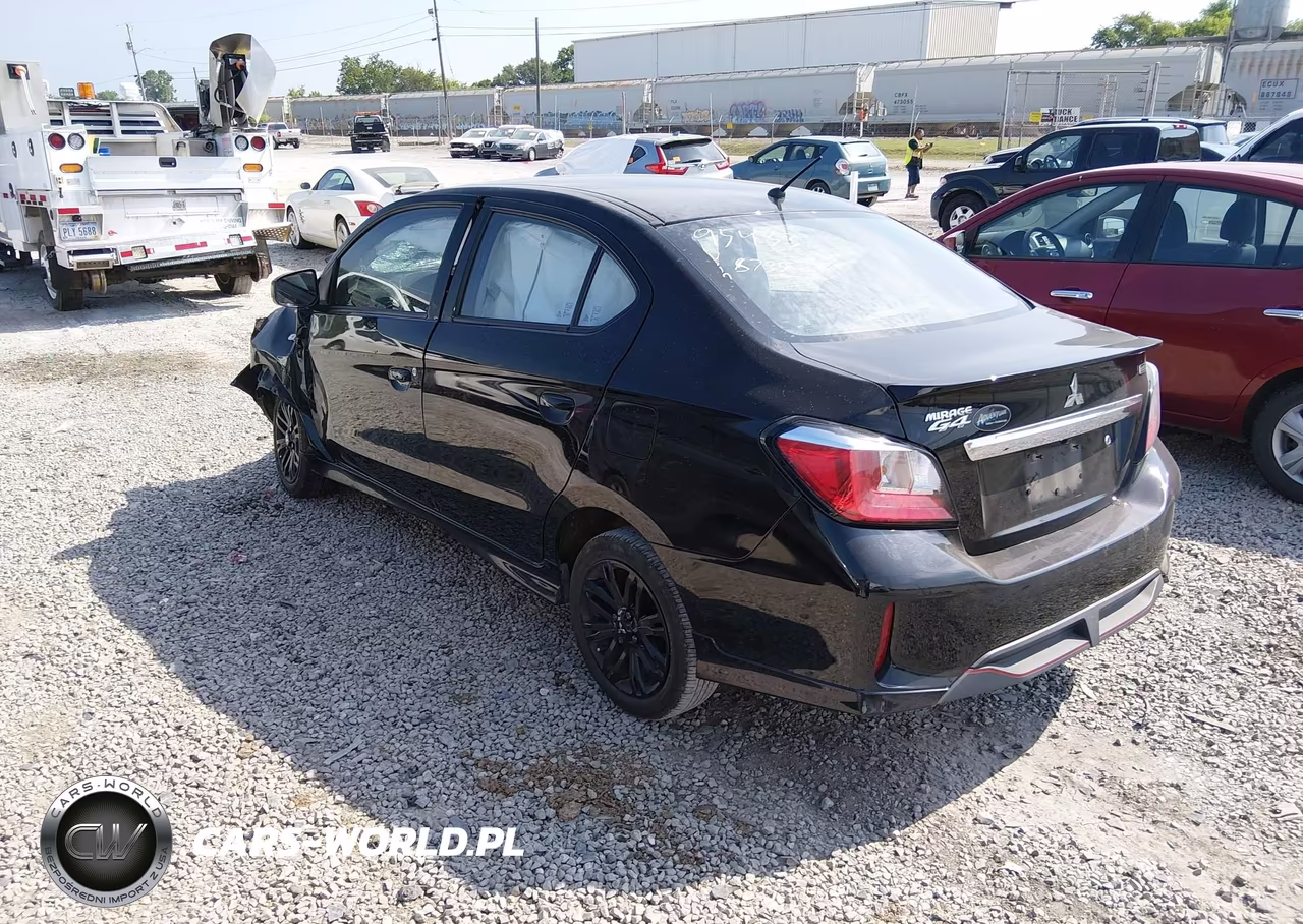 2024 Mitsubishi Mirage G4 Black Edition VIN:ML32FUFJ1RHF18735 - 3