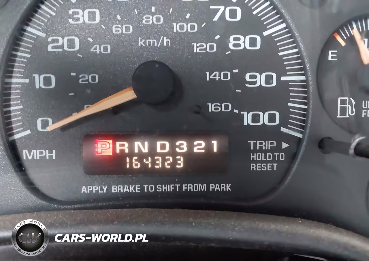 2002 Chevrolet Express VIN:1GCFG15W421245759 - 15