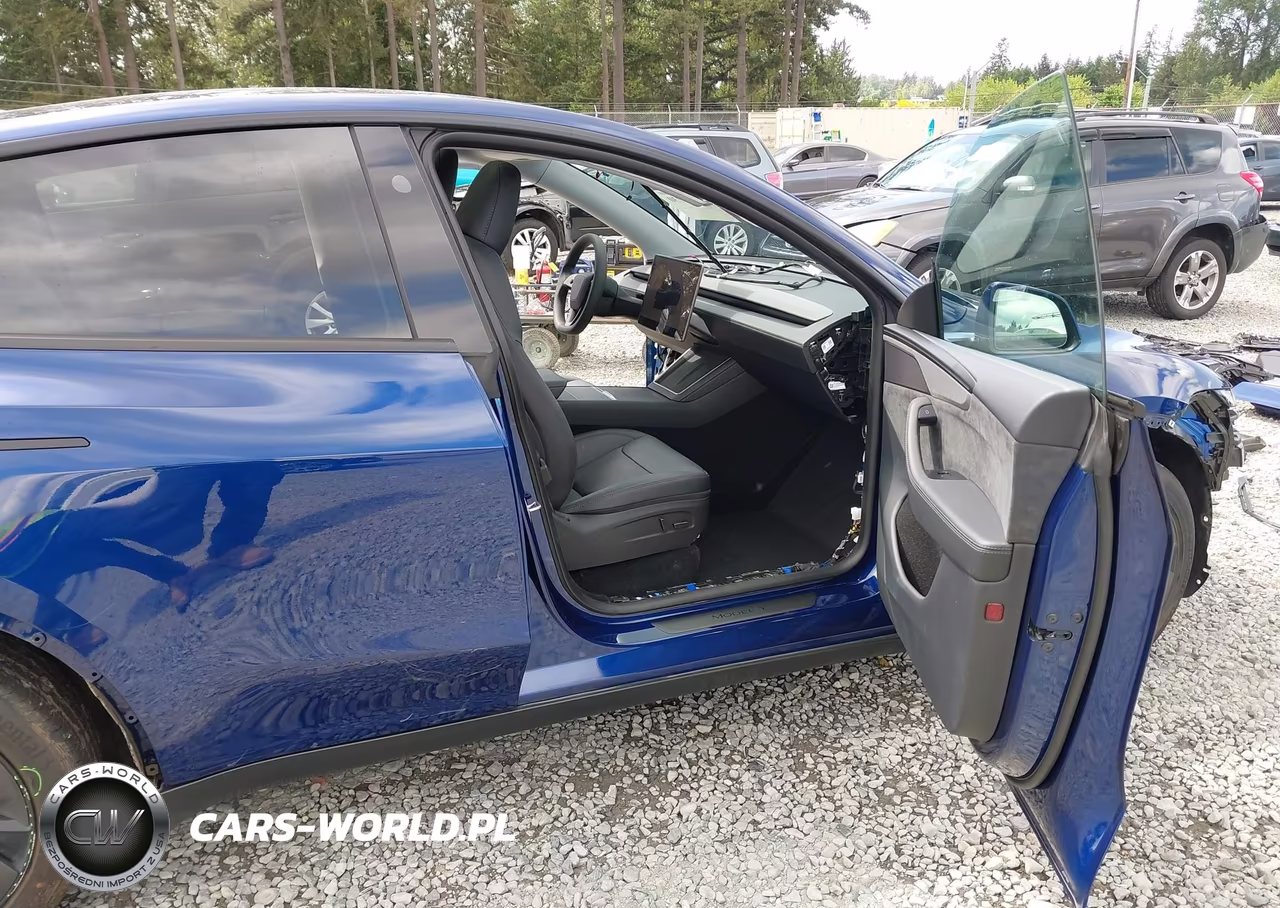 2026 Tesla Model Y Premium Rear-Wheel Drive-Rear-Wheel Drive VIN:7SAYGDED6TF448303 - 5