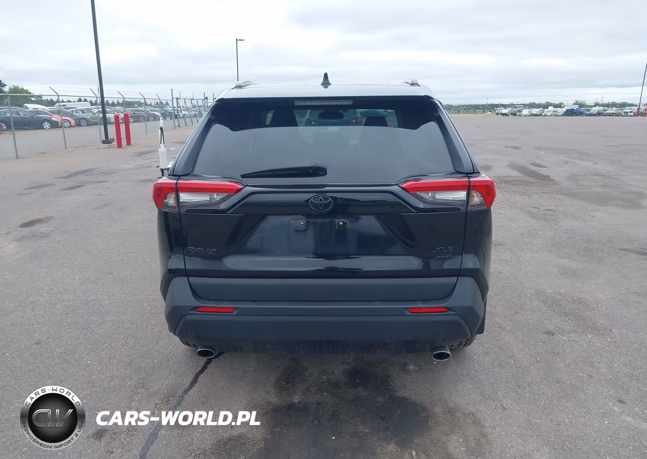 2023 Toyota Rav4 Xle Premium VIN:2T3A1RFV7PC363976 - 17
