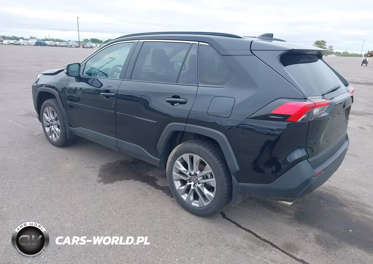 2023 Toyota Rav4 Xle Premium VIN:2T3A1RFV7PC363976 - 3