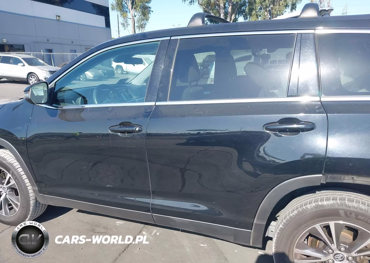 2019 Toyota Highlander Le VIN:5TDZARFH8KS054278 - 15