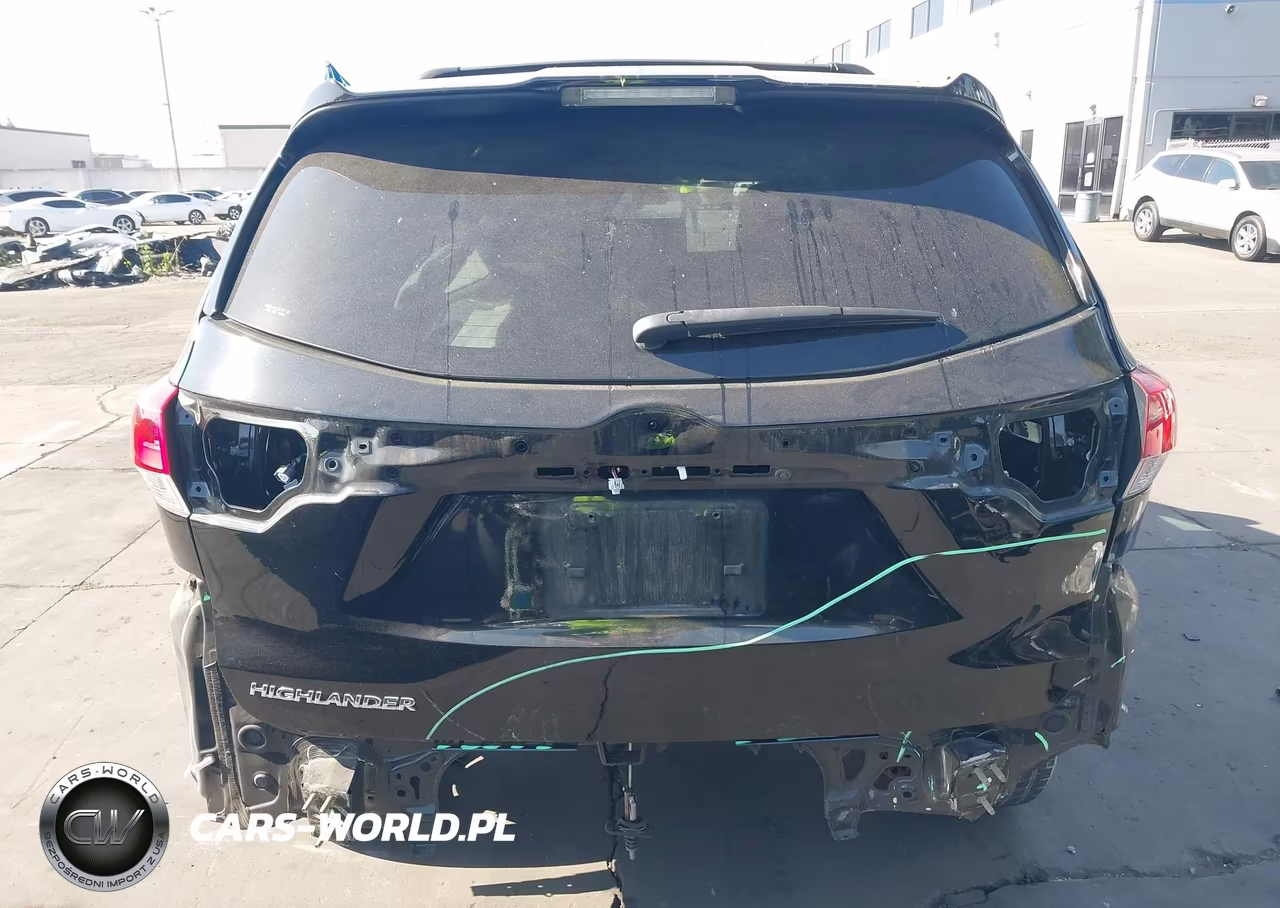 2019 Toyota Highlander Le VIN:5TDZARFH8KS054278 - 17