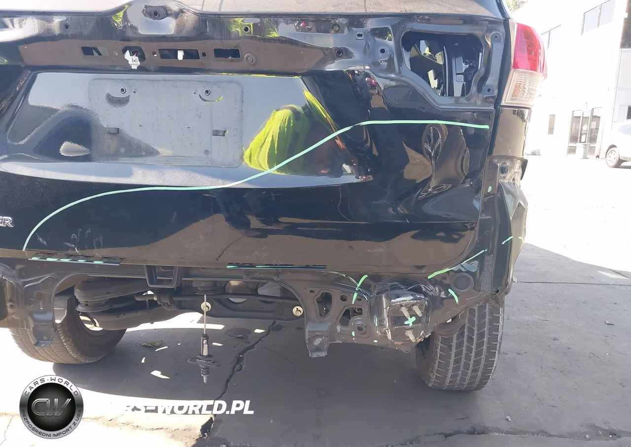 2019 Toyota Highlander Le VIN:5TDZARFH8KS054278 - 19