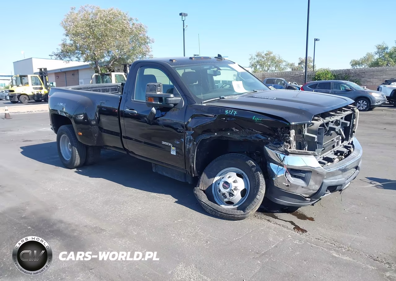 2015 GMC Sierra 3500Hd VIN:1GT321E80FZ526094 - 13