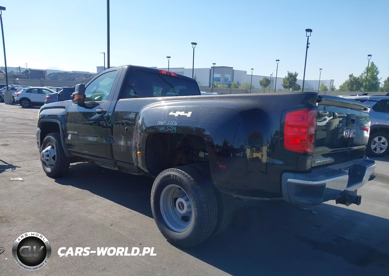 2015 GMC Sierra 3500Hd VIN:1GT321E80FZ526094 - 14