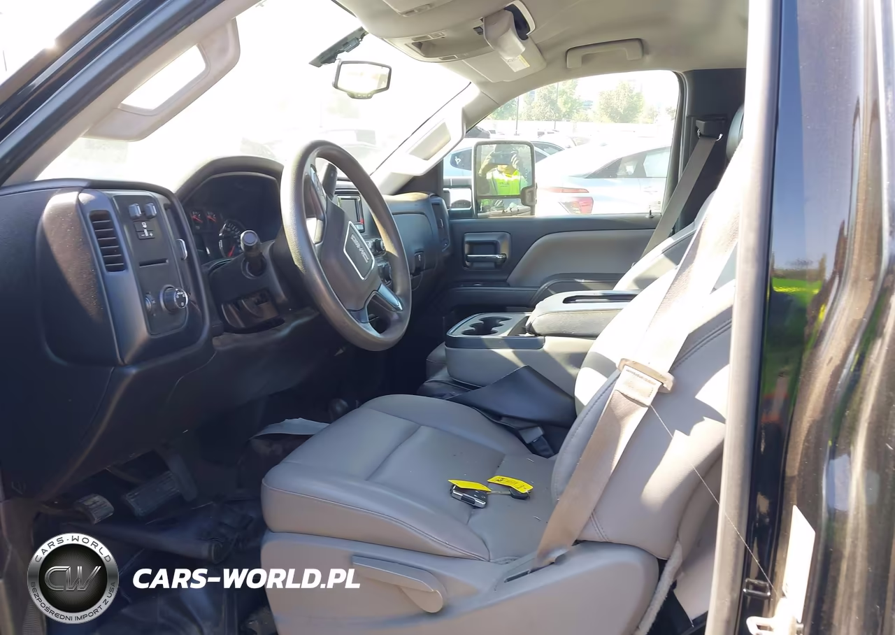 2015 GMC Sierra 3500Hd VIN:1GT321E80FZ526094 - 5
