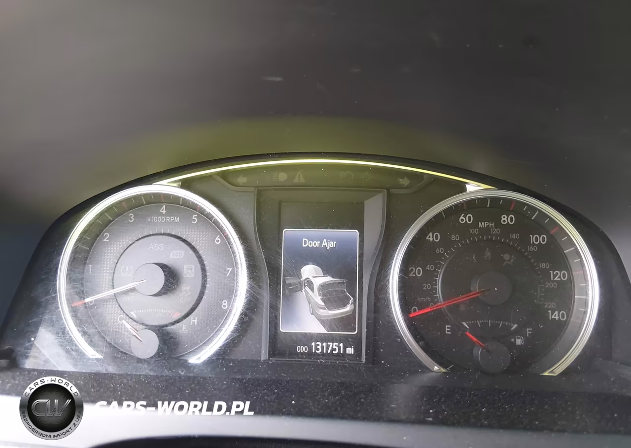 2017 Toyota Camry Xse VIN:4T1BF1FK8HU633125 - 7
