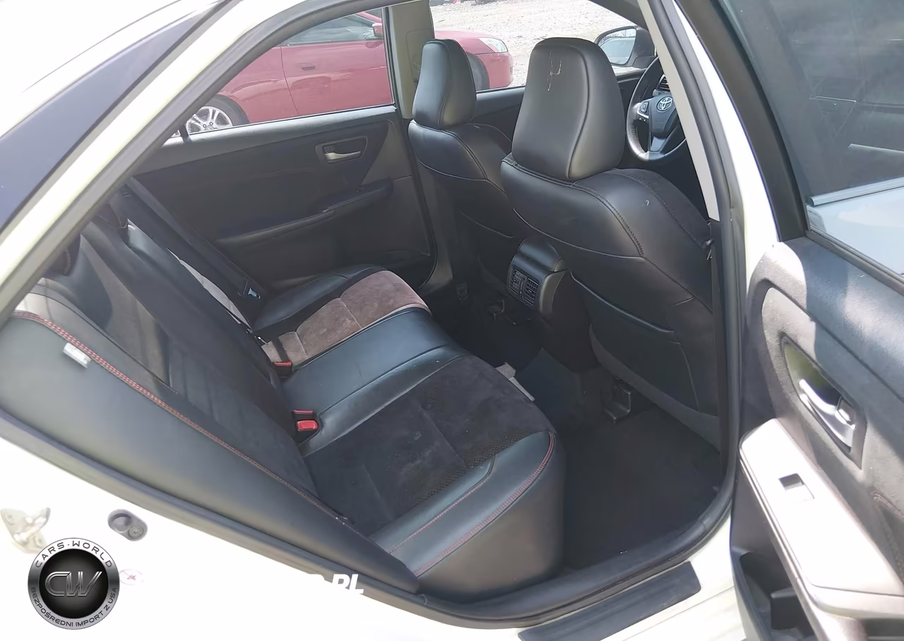 2017 Toyota Camry Xse VIN:4T1BF1FK8HU633125 - 8