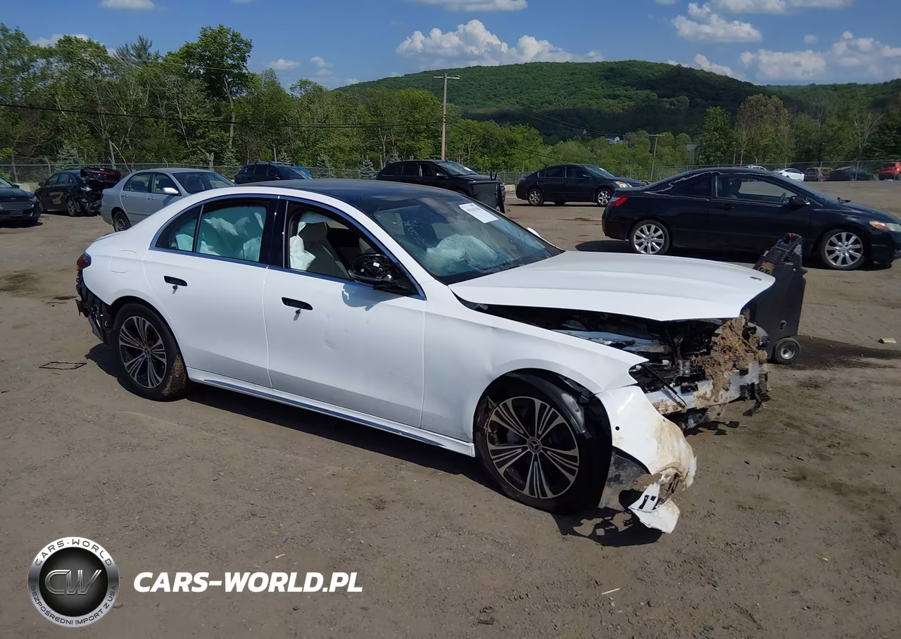 2026 Mercedes-Benz E 350 – zdjęcie 1 z 18