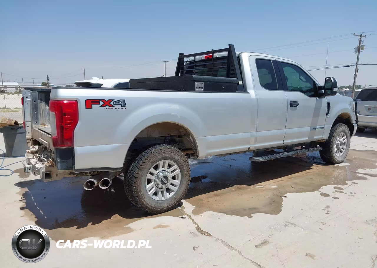 2019 Ford F-250 Xlt VIN:1FT7X2BTXKED41568 - 4