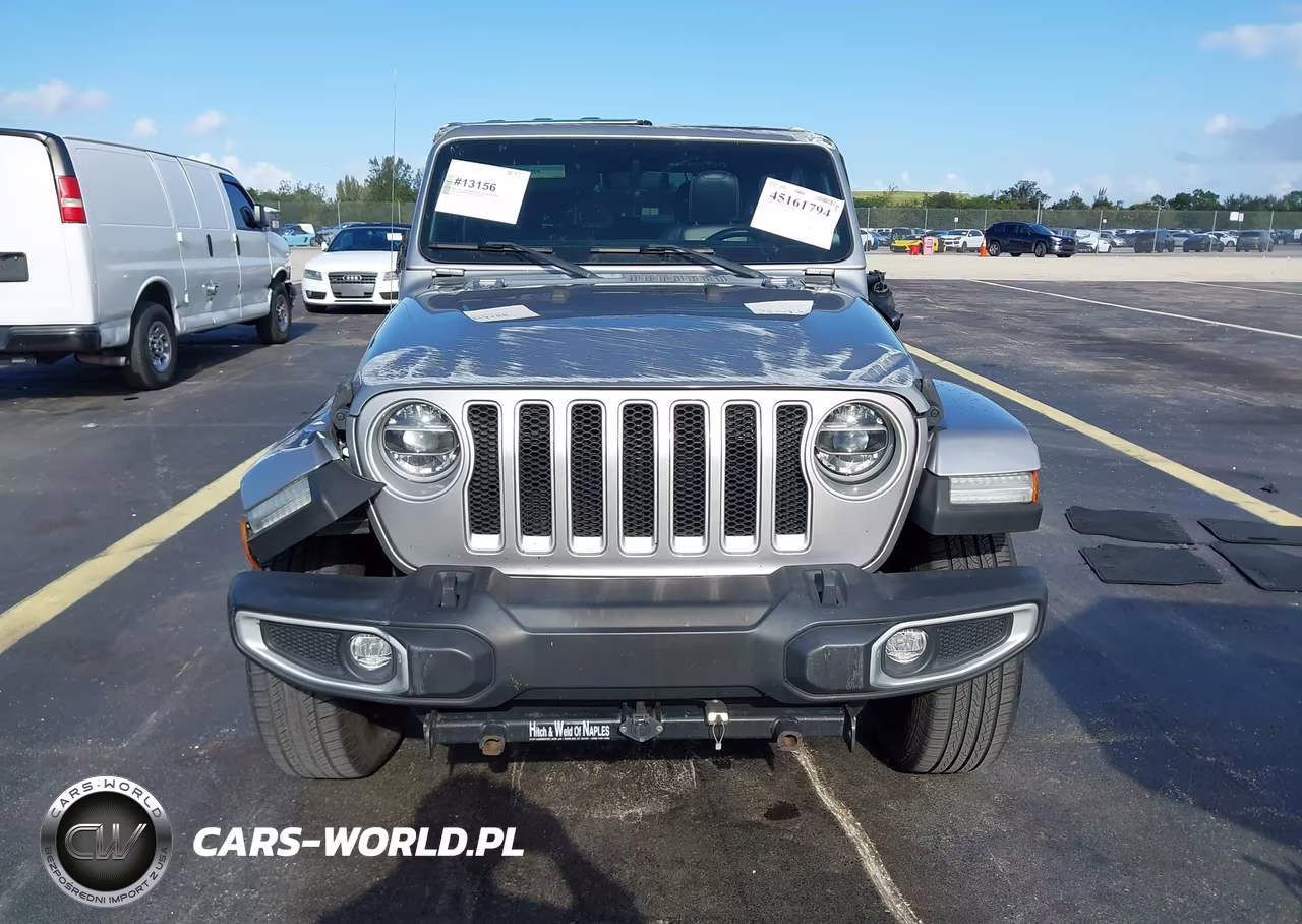 2021 Jeep Wrangler Unlimited Sahara 4X4 VIN:1C4HJXEN9MW613945 - 12