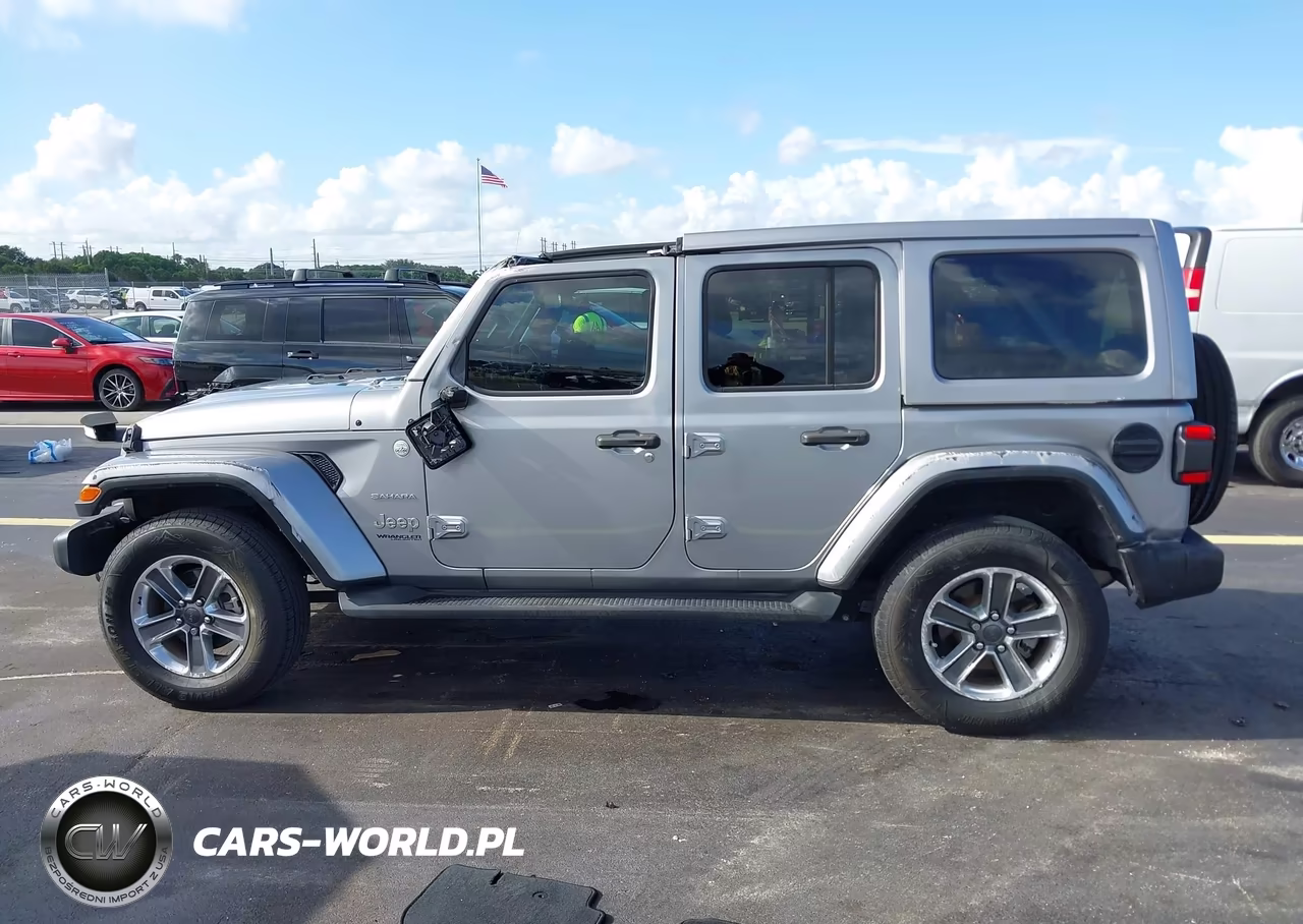 2021 Jeep Wrangler Unlimited Sahara 4X4 VIN:1C4HJXEN9MW613945 - 14