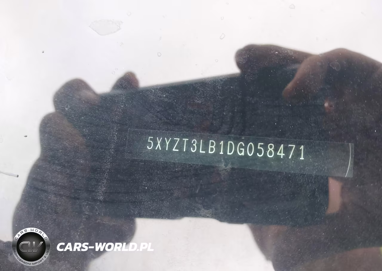 2013 Hyundai Santa Fe Sport VIN:5XYZT3LB1DG058471 - 9