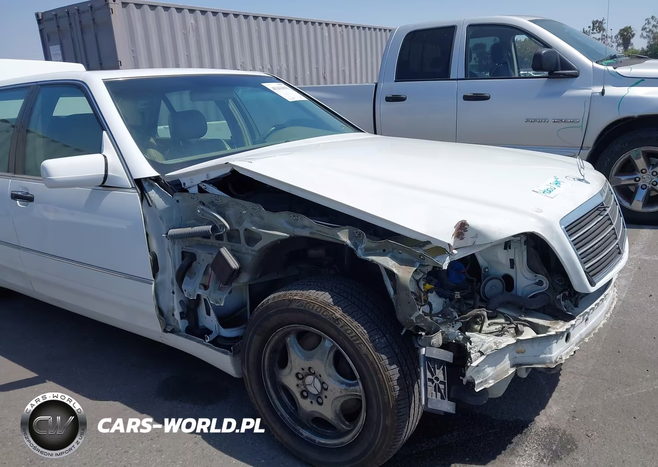 1999 Mercedes-Benz S 420 VIN:WDBGA43G6XA411045 - 6
