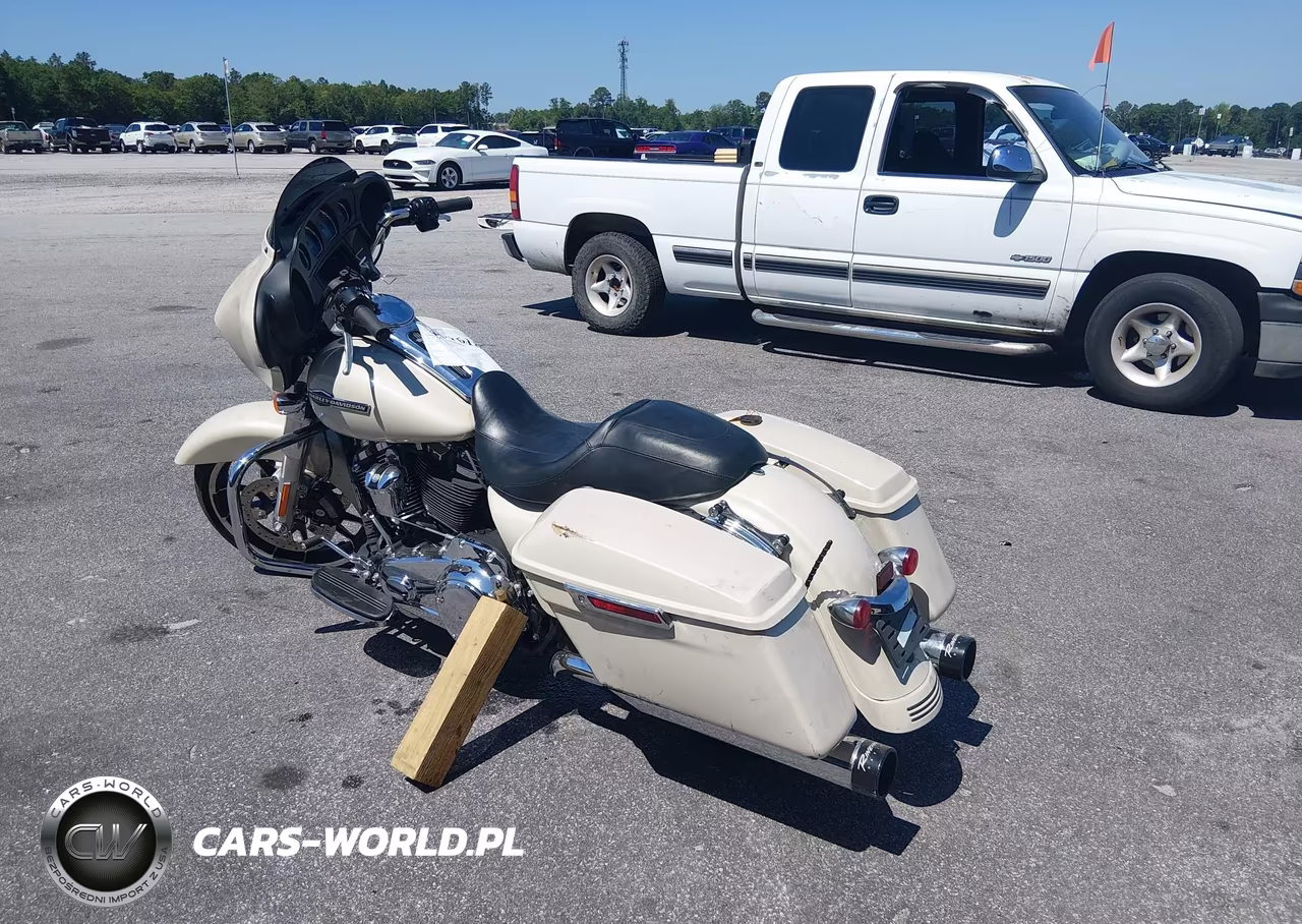 2022 Harley-Davidson Flhx VIN:1HD1KBC13NB606885 - 3