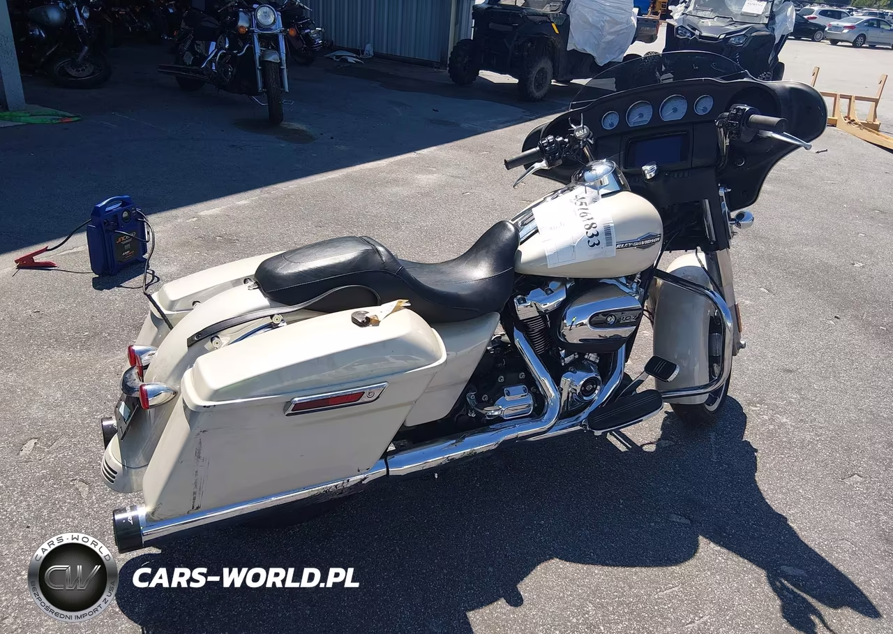 2022 Harley-Davidson Flhx VIN:1HD1KBC13NB606885 - 4