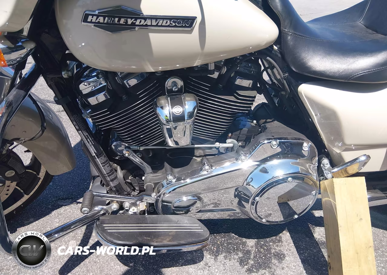 2022 Harley-Davidson Flhx VIN:1HD1KBC13NB606885 - 9