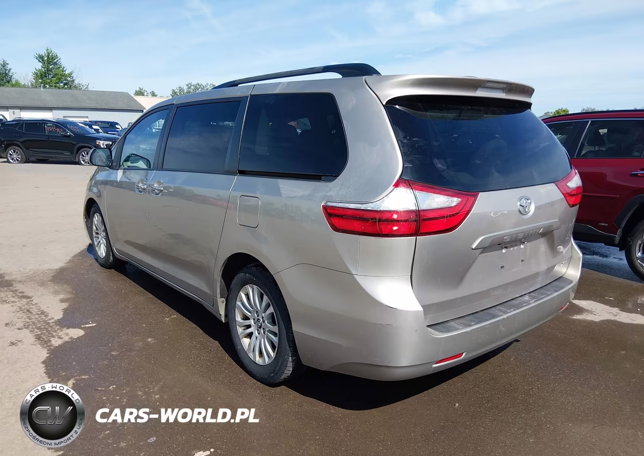 2016 Toyota Sienna Xle 8 Passenger VIN:5TDYK3DC1GS742689 - 3