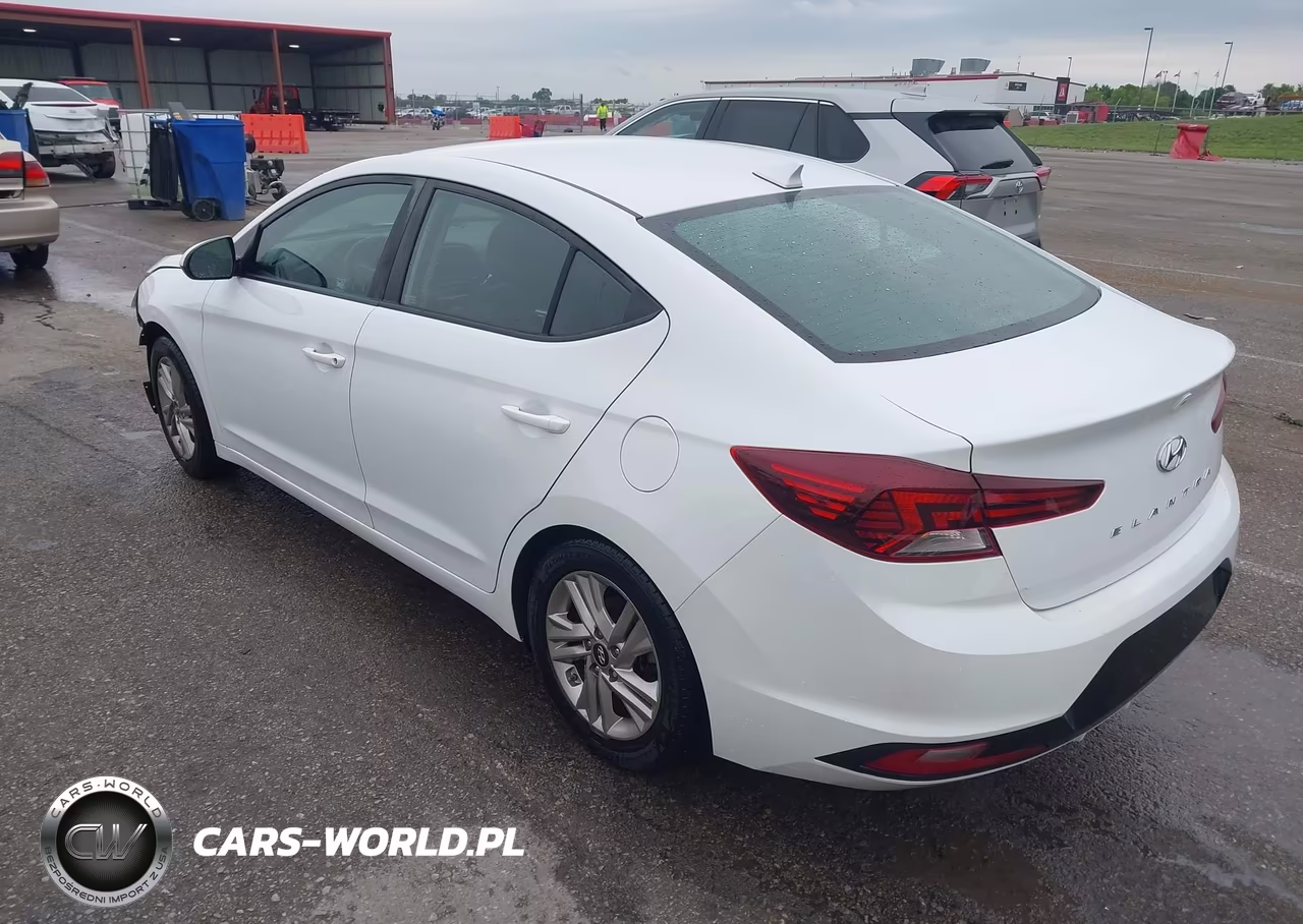 2020 Hyundai Elantra Sel VIN:5NPD84LF2LH511606 - 3
