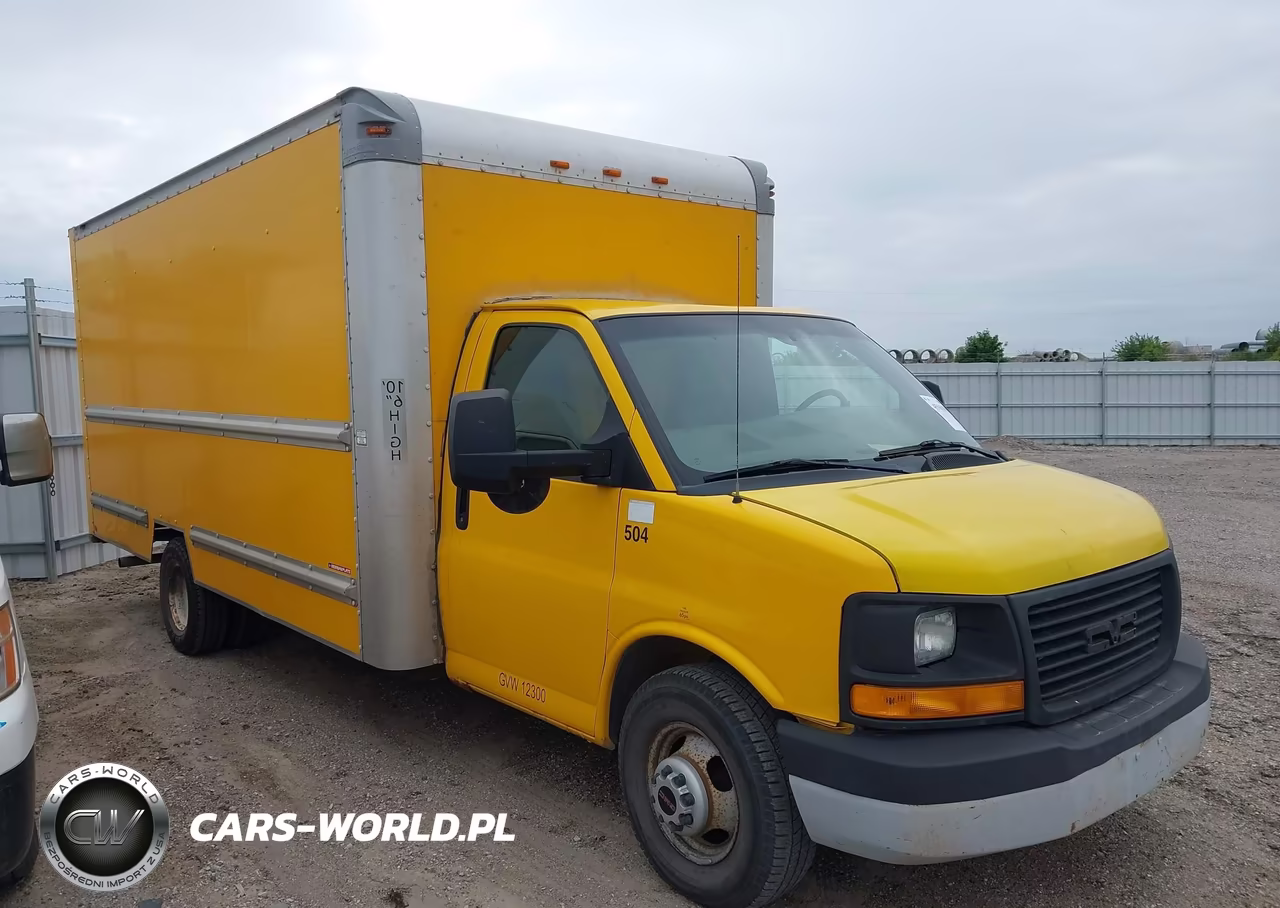 2012 GMC Savana Cutaway Work Van